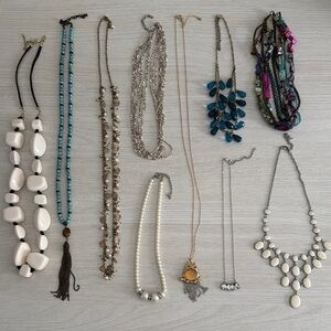 Chic Women's Necklace Collection - Bundle of 10 VGUC